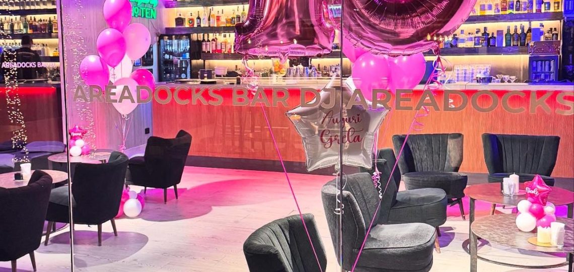 Planet Party-palloncini-diciottesimo-compleanno