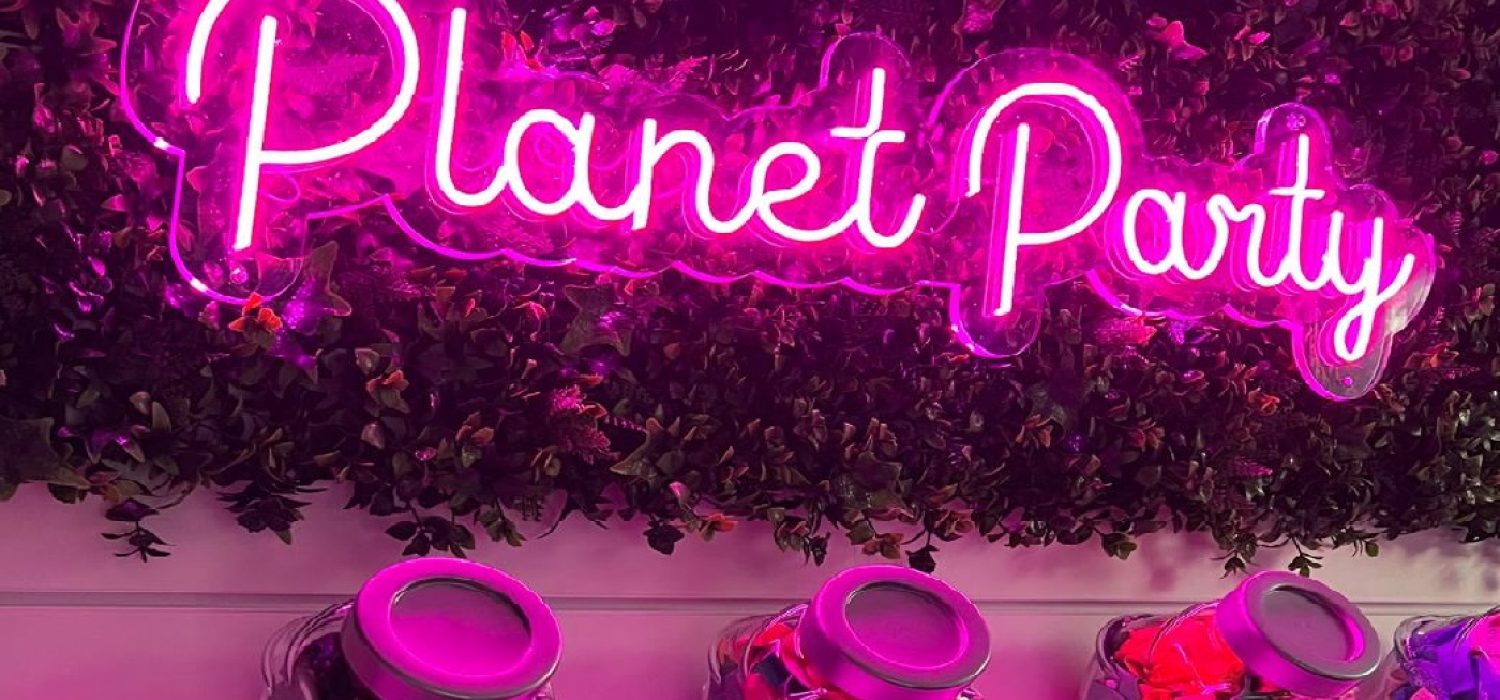 Planet Party-scritta-a-led